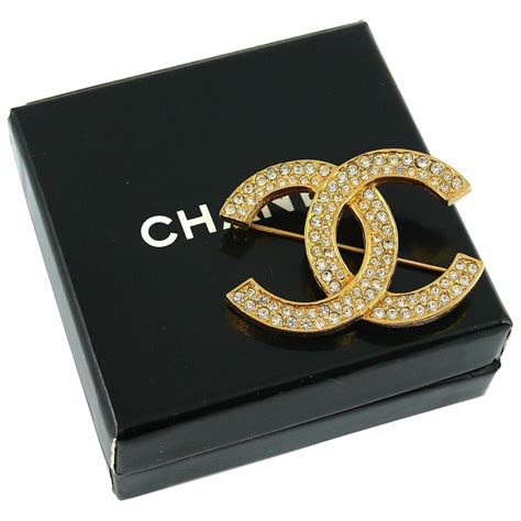 vintage chanel pin.